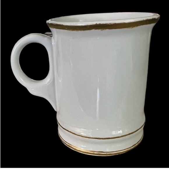 Vintage C Mug Distressed Cup Gold C Coffee Cup Hot Cocoa Mug Williams-Sonoma EUC - Picture 2 of 3